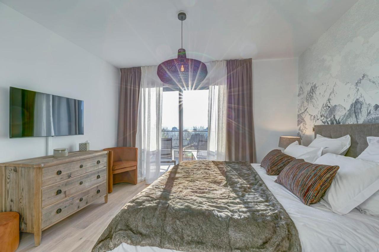 Serenity - 3 Bedroom Top Floor Apartment Parking & Lake View Terrace Άννεσι Εξωτερικό φωτογραφία