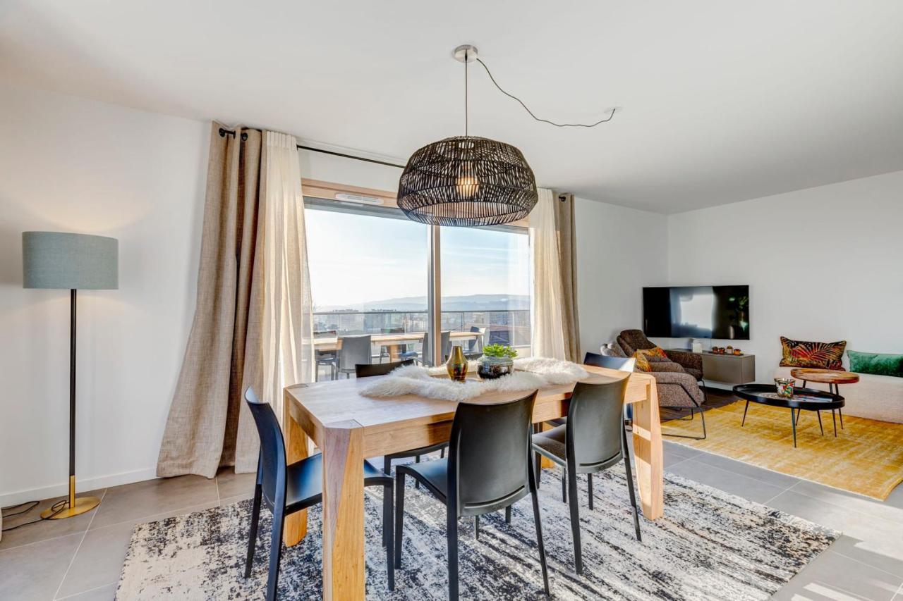 Serenity - 3 Bedroom Top Floor Apartment Parking & Lake View Terrace Άννεσι Εξωτερικό φωτογραφία